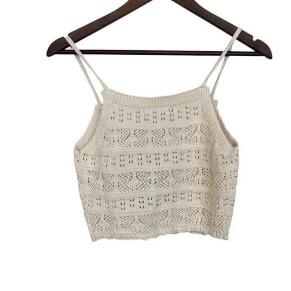 Lulus Ivory Crochet Halter Top - Medium - NWT - Picture 3 of 4